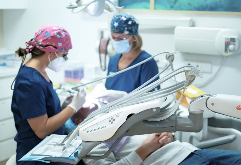 cirugia-oral-en-albacete-tratamientos-seguros