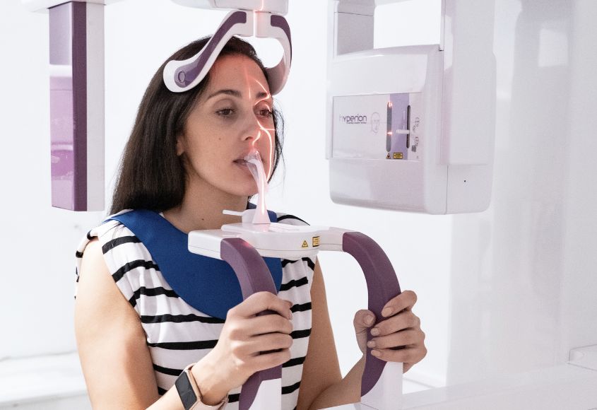 implantologia-dental-en-albacete-clinica-raga